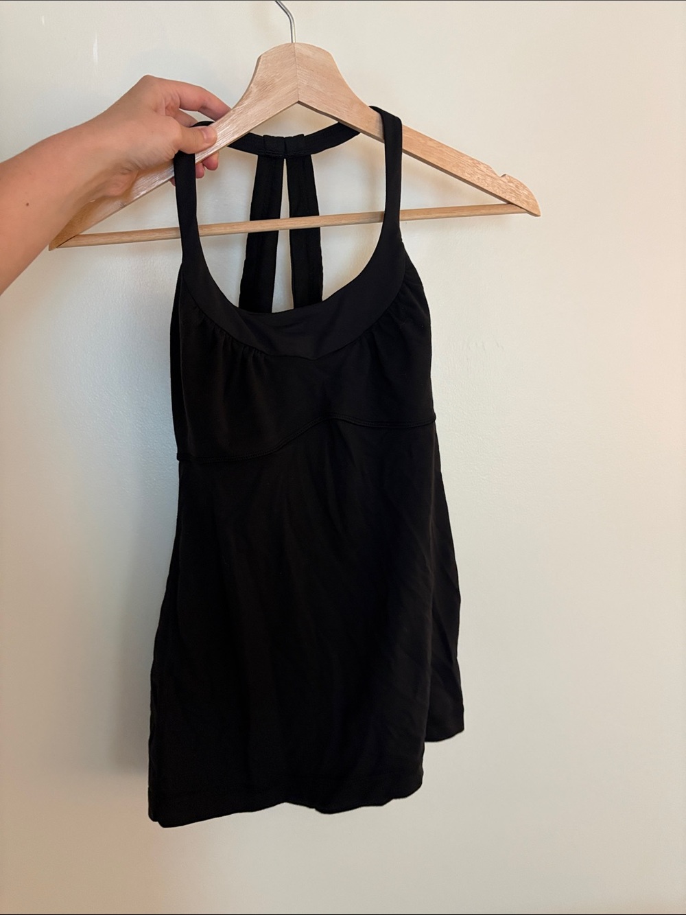Lululemon Black Tank Scoop Neck with Built-In Support